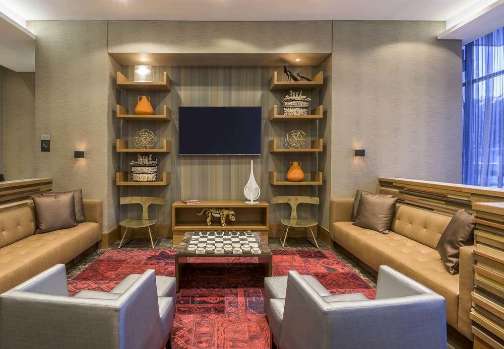 Готель Courtyard By Marriott Bogota Airport Екстер'єр фото