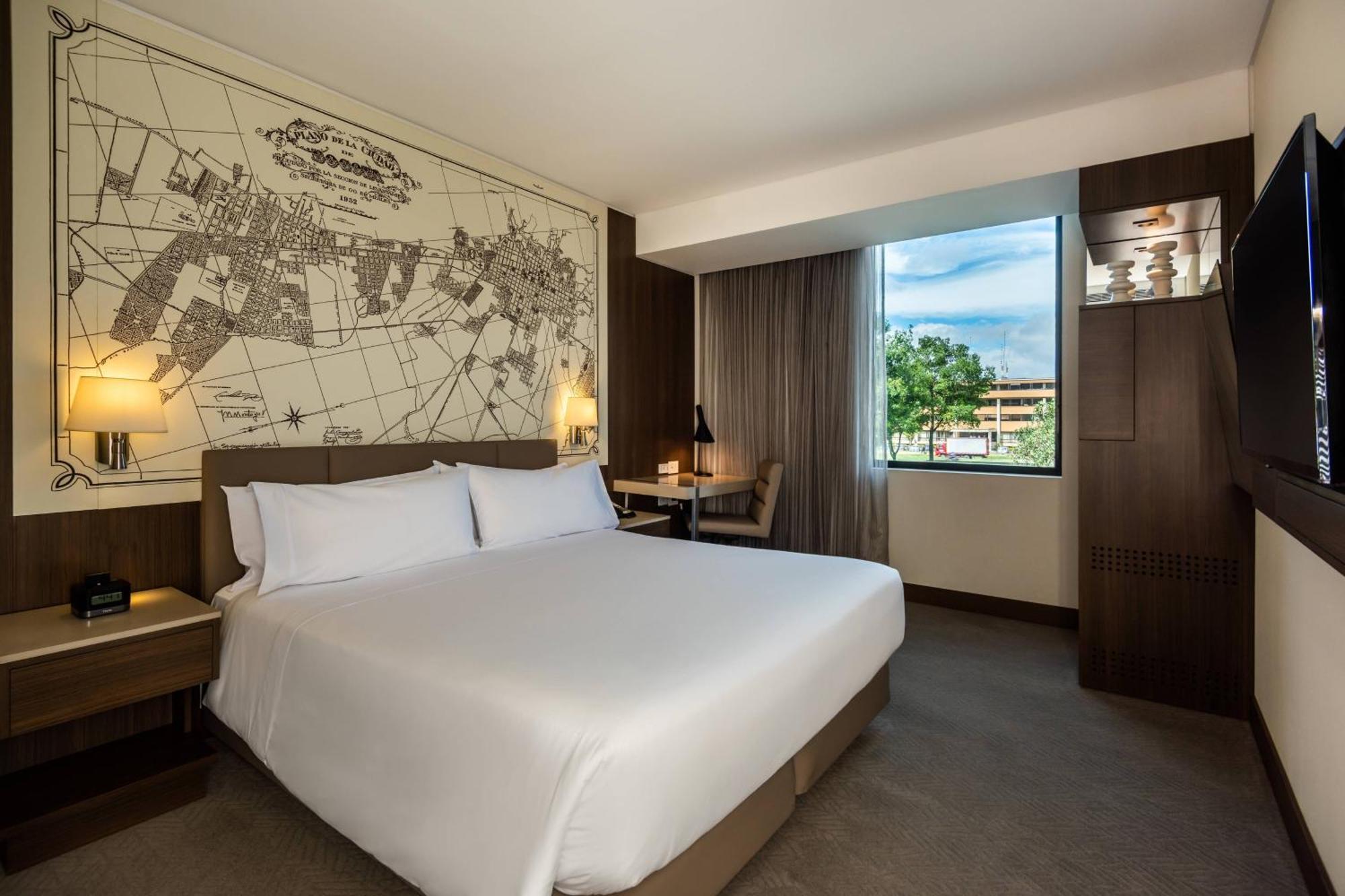 Готель Courtyard By Marriott Bogota Airport Екстер'єр фото