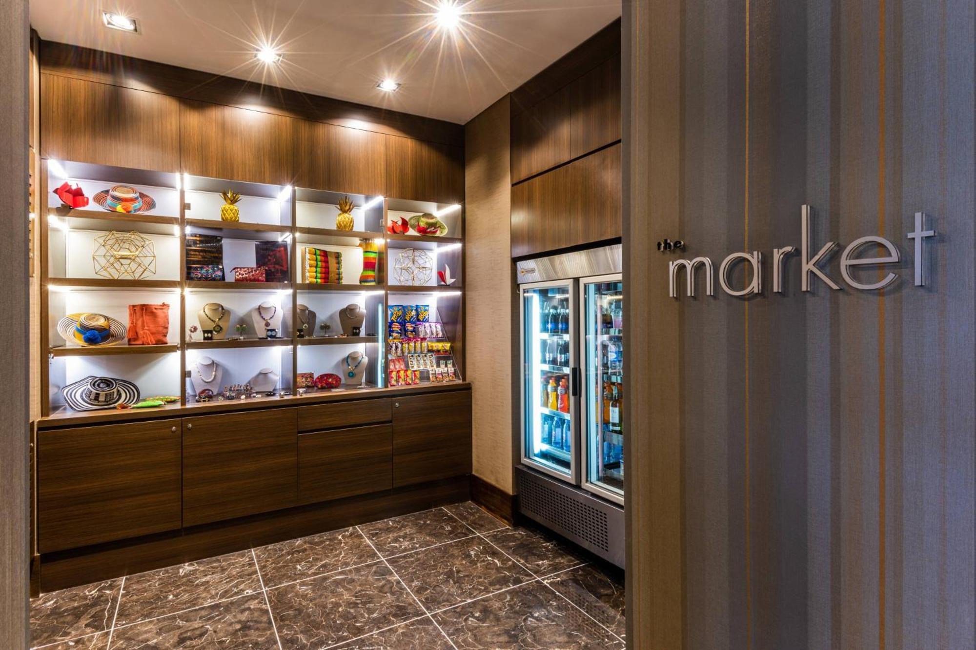 Готель Courtyard By Marriott Bogota Airport Екстер'єр фото
