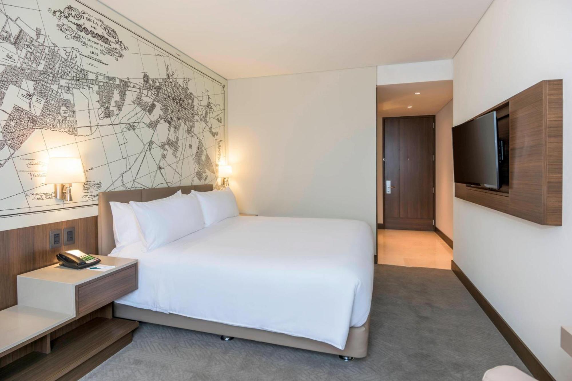 Готель Courtyard By Marriott Bogota Airport Екстер'єр фото