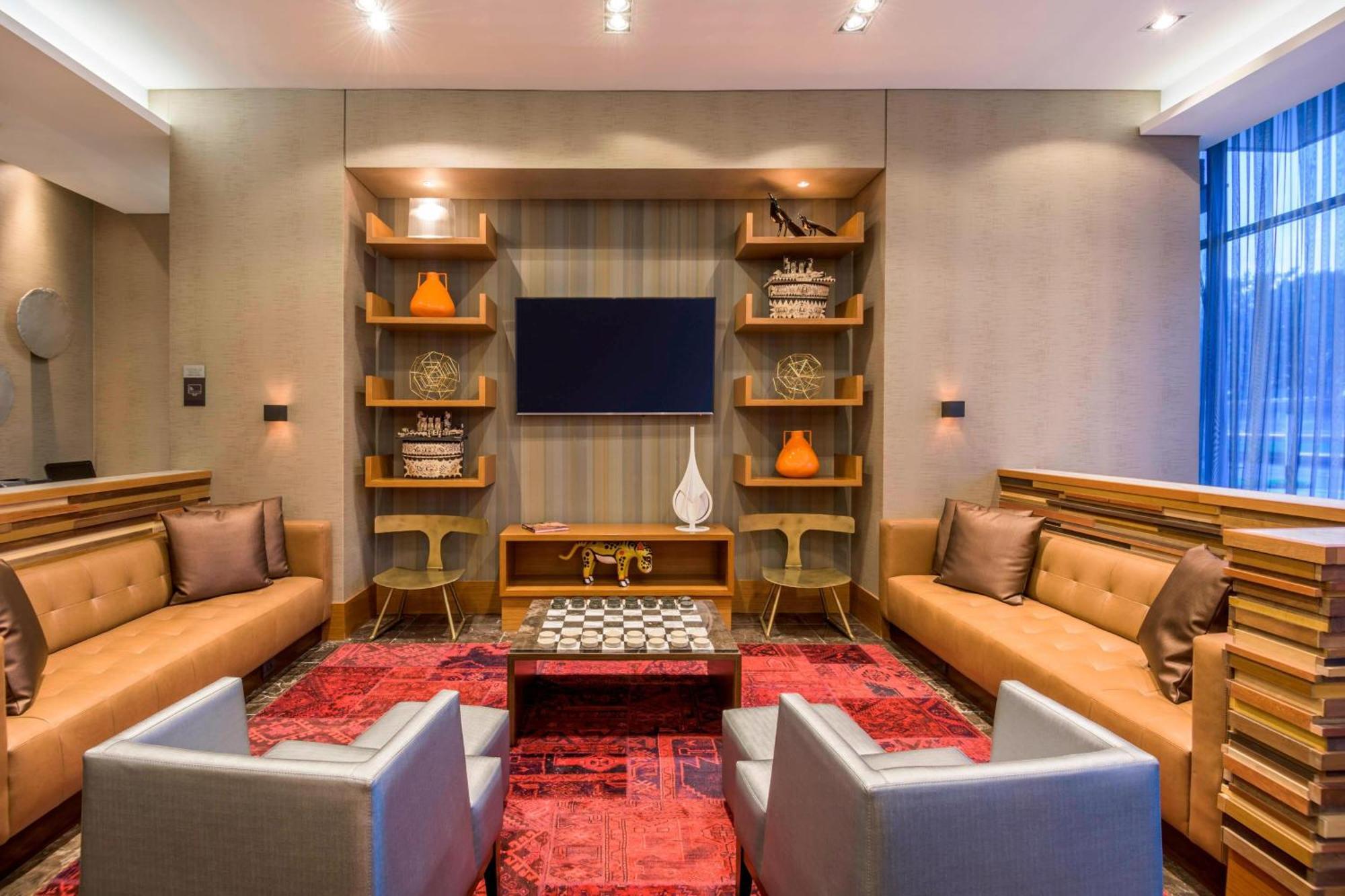 Готель Courtyard By Marriott Bogota Airport Екстер'єр фото