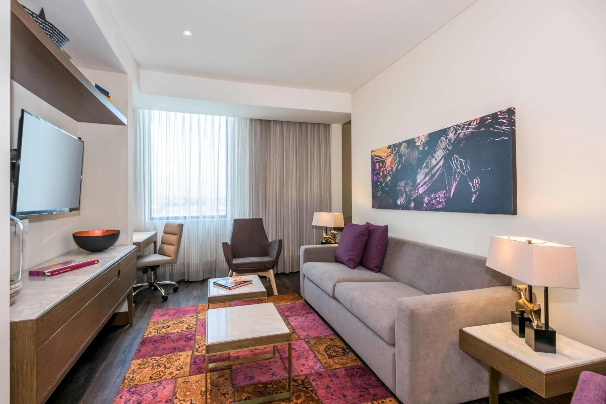 Готель Courtyard By Marriott Bogota Airport Екстер'єр фото